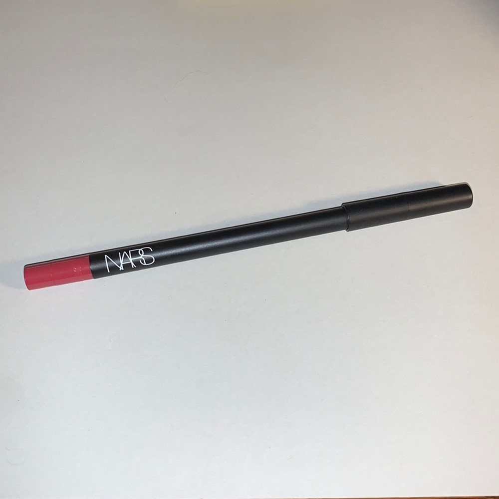 LN Belle Mare Nars Velvet Lip Liner Discontinued